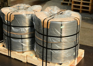 China Fio galvanizado de alta elasticidade, peso alto 95 g/m2 do fio de aço carbono do revestimento de zinco fornecedor